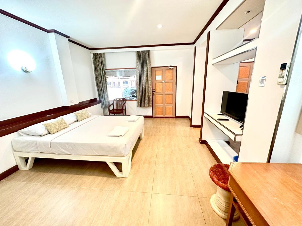 Bansuan Resort Nakhon Sawan Esterno foto