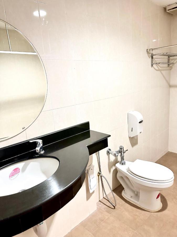 Bansuan Resort Nakhon Sawan Esterno foto