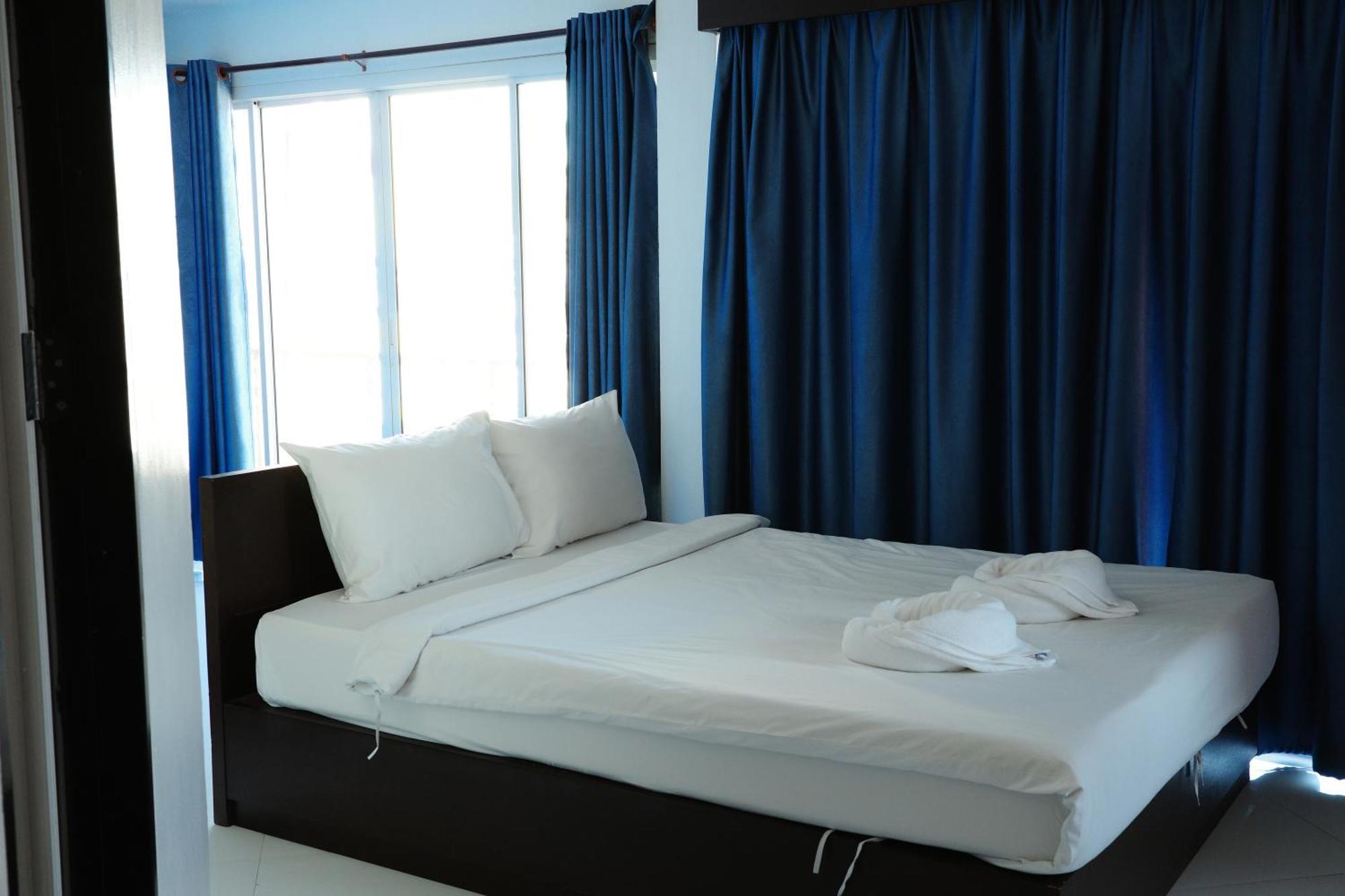 Bansuan Resort Nakhon Sawan Esterno foto